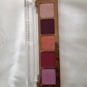 Natasha Denona Cranberry Palette